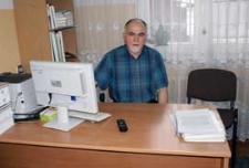 Dział Wiedzy o Regionie Miejskiej Biblioteki Publicznej w Białej Podlaskiej umieszczony zastępczo w na czas remontu budynku w czytelni Filii nr 2