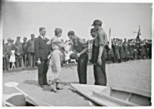 Harcerze z Państwowego Gimnazjum Męskiego im. J. I. Kraszewskiego w Białej Podlaskiej dziękują rodzicom chrzestnym kajaków