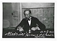 Fochtman gra Pakotina w sztuce "Młody Las" Adola Hertza przygotowanej przesz szkolne koło dramatyczne w Państwowym Gimnazjum Męskim im. J. I. Kraszewskiego w Białej Podlaskiej