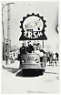 Poch&oacute;d pierwszomajowy w Białej Podlaskiej - grupa z ZRSM [fotografia]